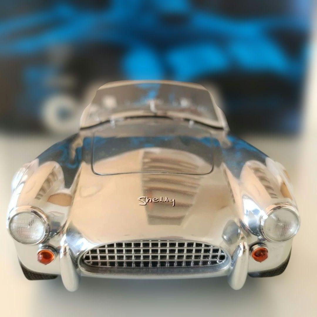 エグゾト製　シェビー　コブラ　シルバー 1/18