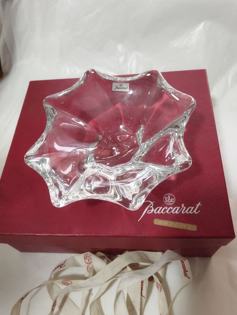 古い　Baccarat クリスタル　灰皿
