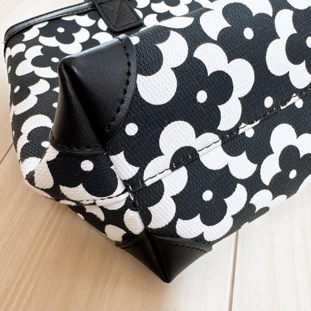 PEARLY GATESパーリーゲイツ　ジオメトリック　花柄　カートバッグ
