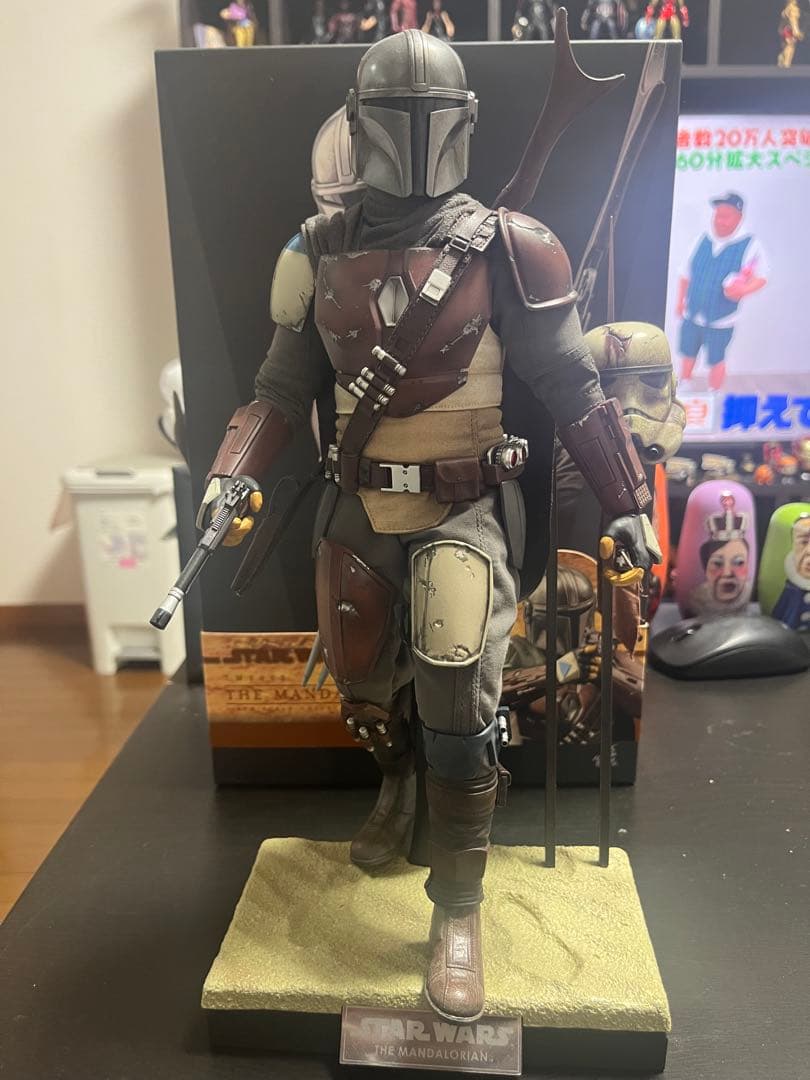 【美品】ホットトイズ　1/6スケールフィギュア マンダロリアン TMS007