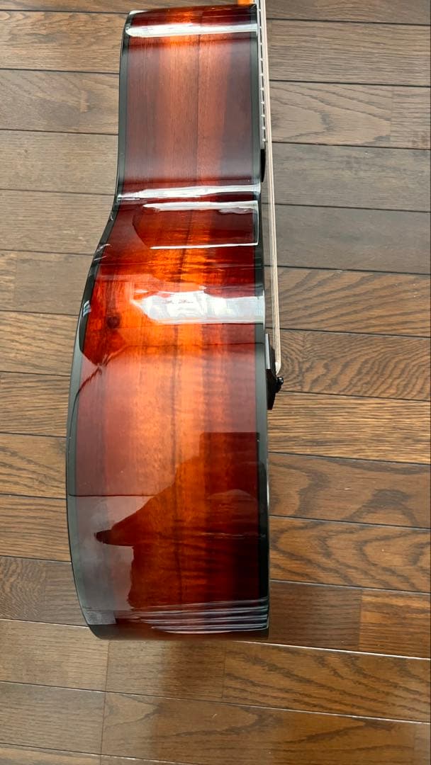 美品　Taylor（テイラー）224ce Koa DLX