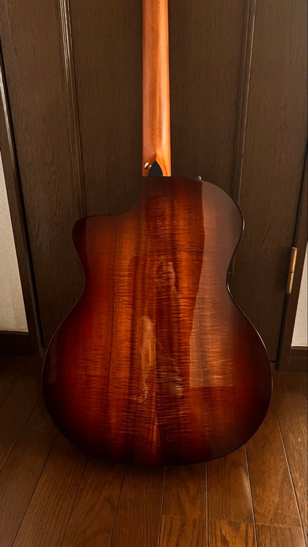 美品　Taylor（テイラー）224ce Koa DLX
