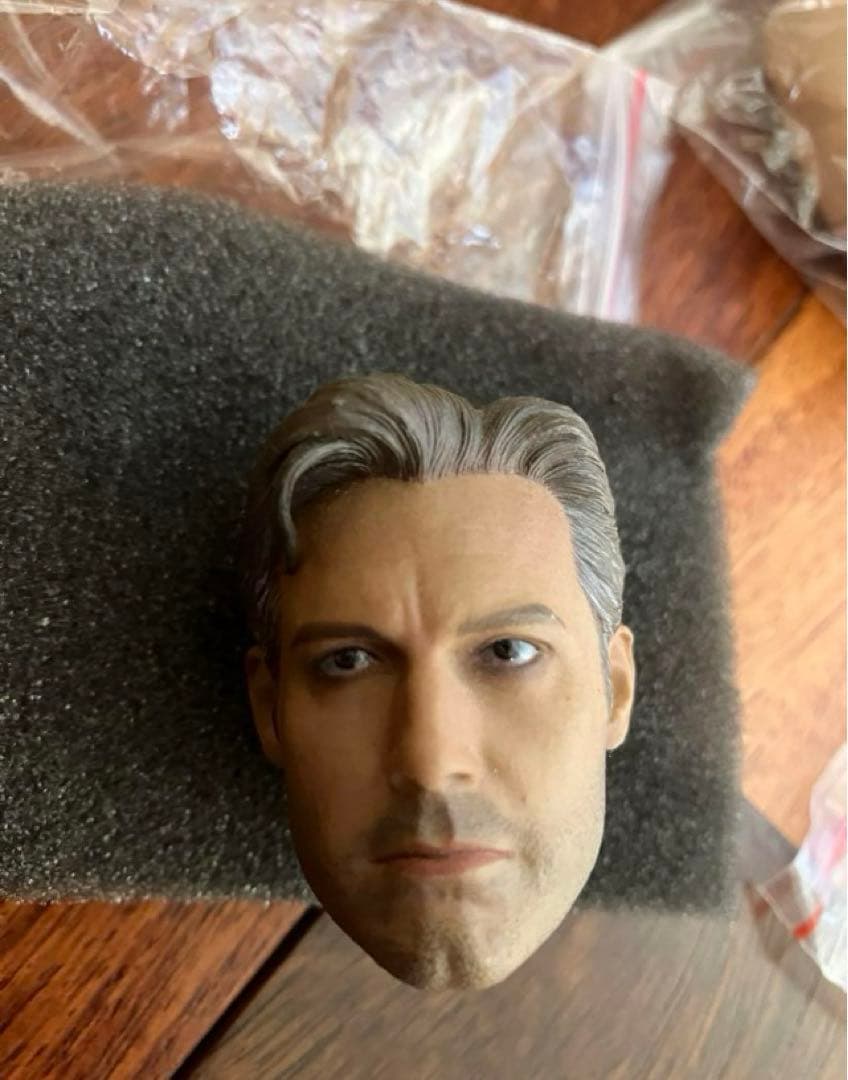 【希少】1/6 バットマンVSスーパーマン ブルース・ウェイン ホットトイズ系