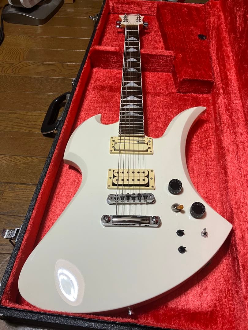 KRYO HIDE fernandes MG145-SW(スノーホワイト)