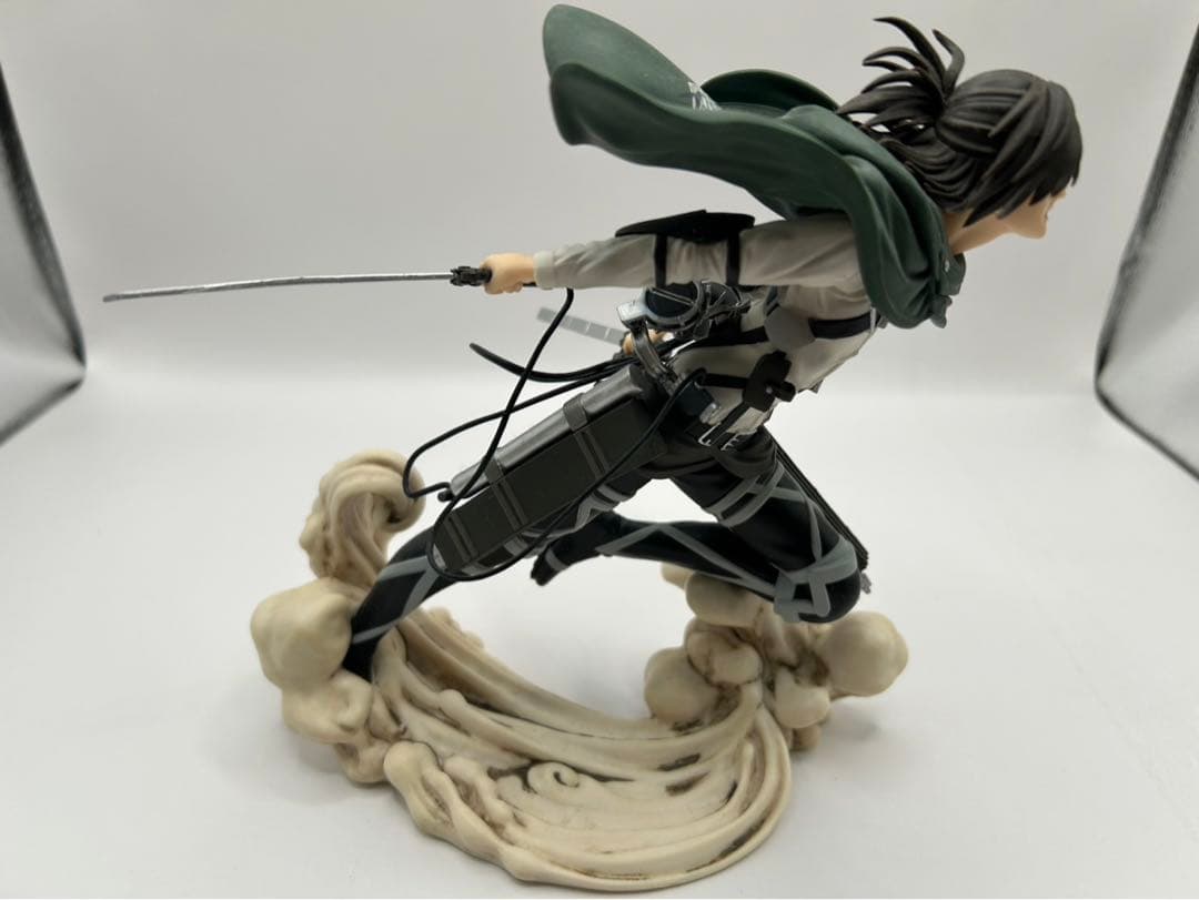 一番くじ　進撃の巨人　地ならし　C賞　ハンジ　フィギュア