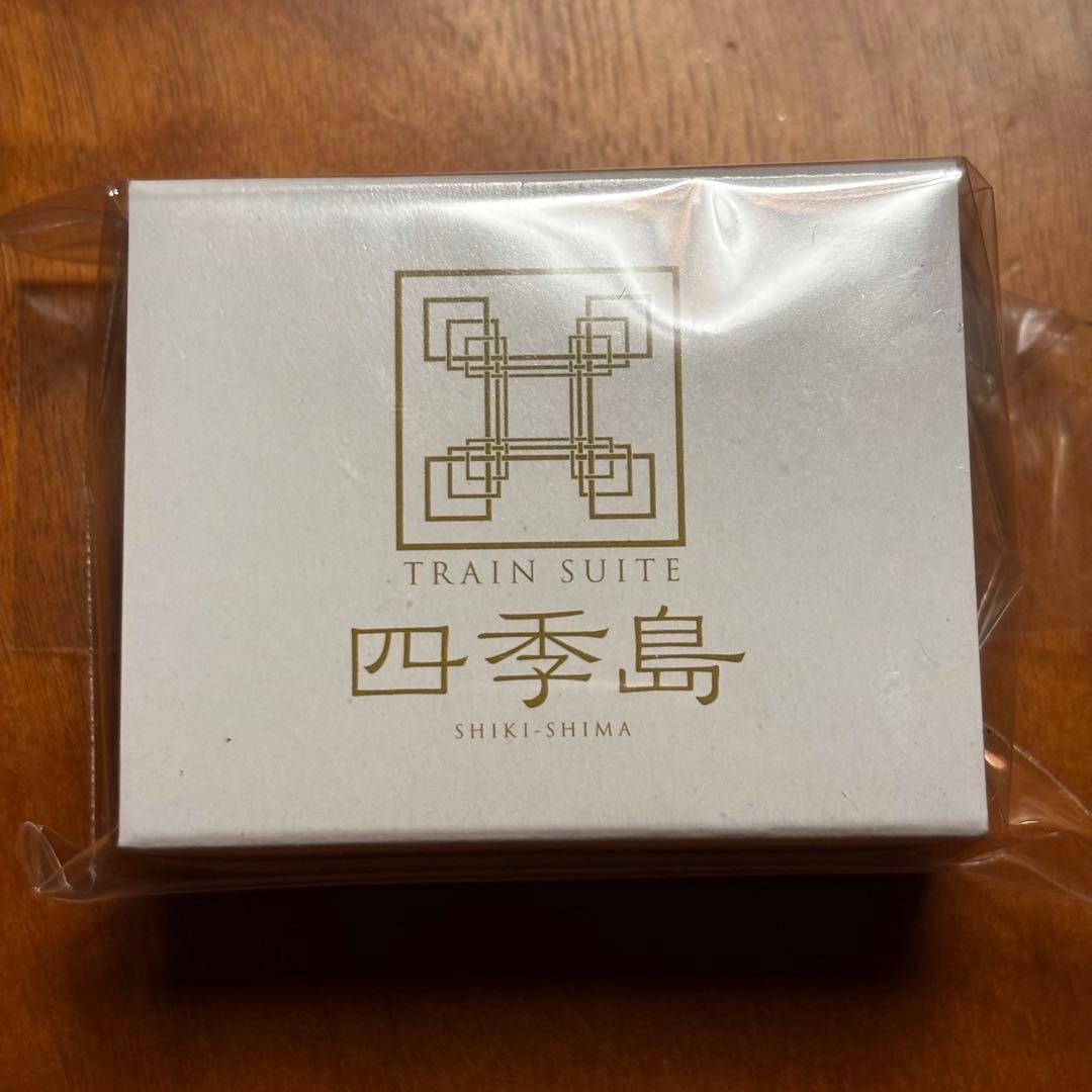 TRAIN SUITE 四季島 ピンバッジ