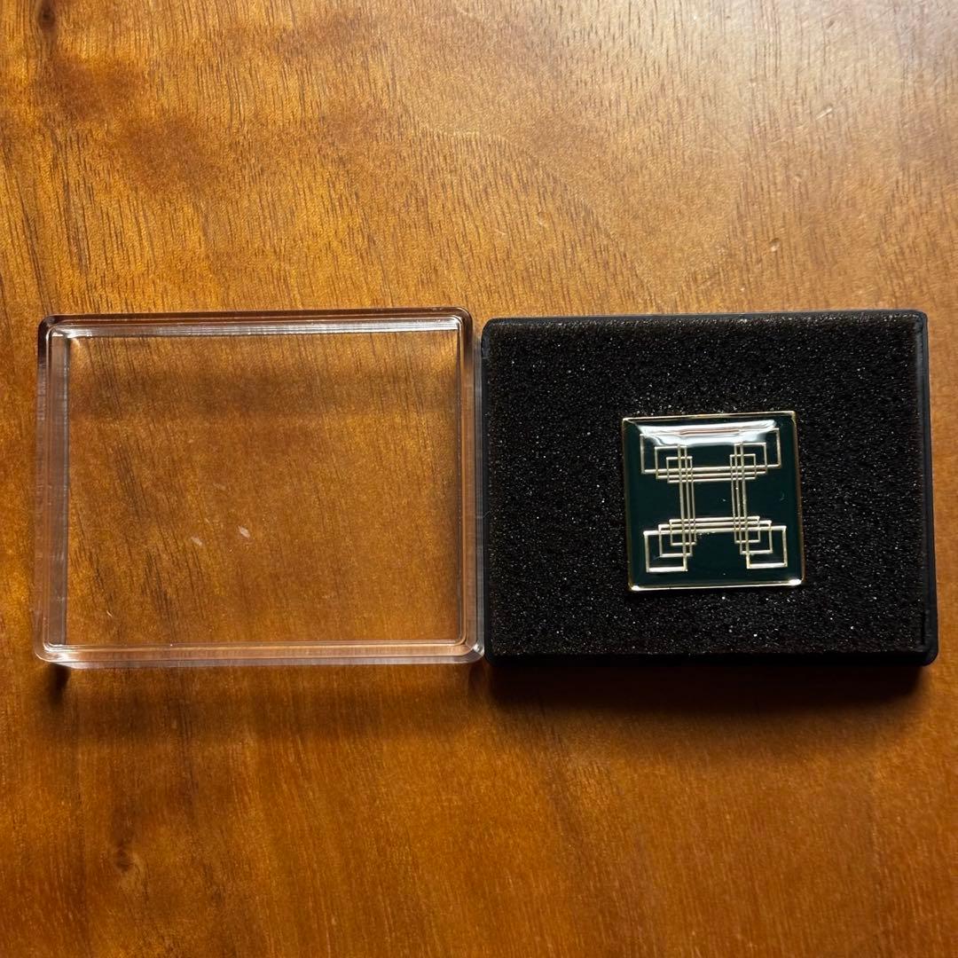 TRAIN SUITE 四季島 ピンバッジ