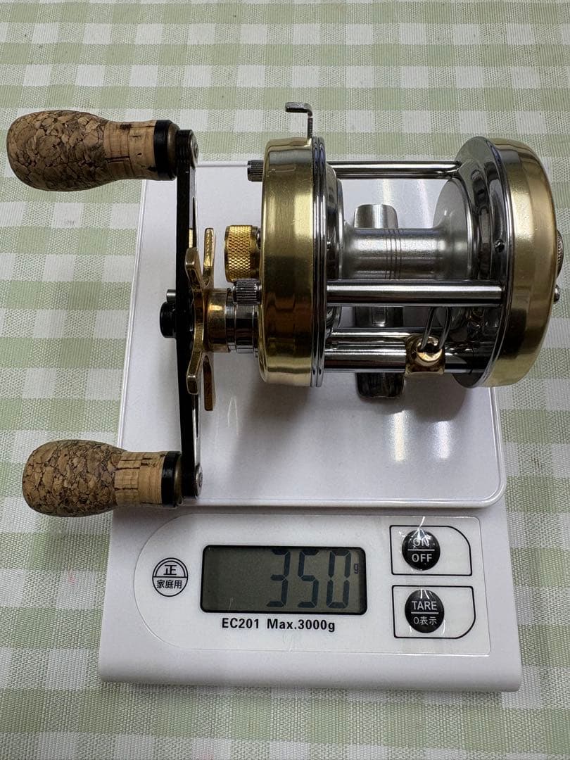 アブガルシア アンバサダー 5500CSロケットシャンパンZPI ダブルハンドル