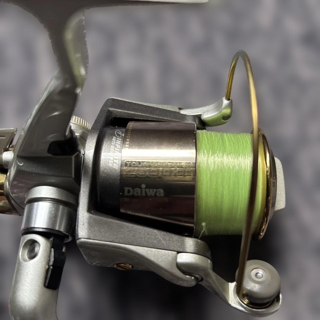 ダイワ トーナメントZ 2500iTスピニングリール