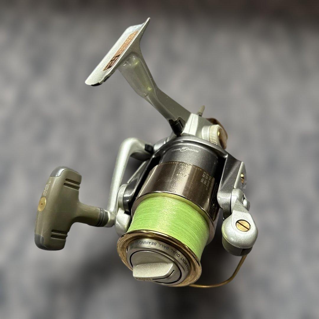 ダイワ トーナメントZ 2500iTスピニングリール