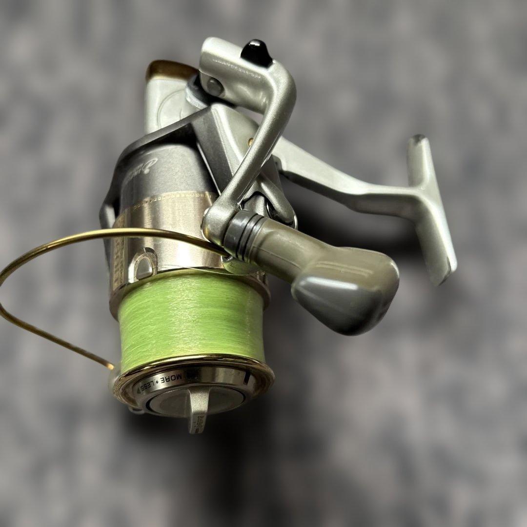 ダイワ トーナメントZ 2500iTスピニングリール