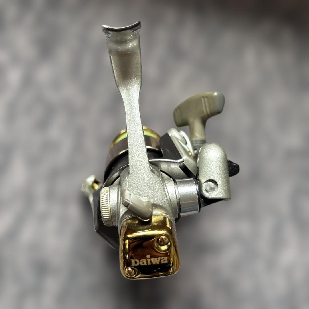 ダイワ トーナメントZ 2500iTスピニングリール