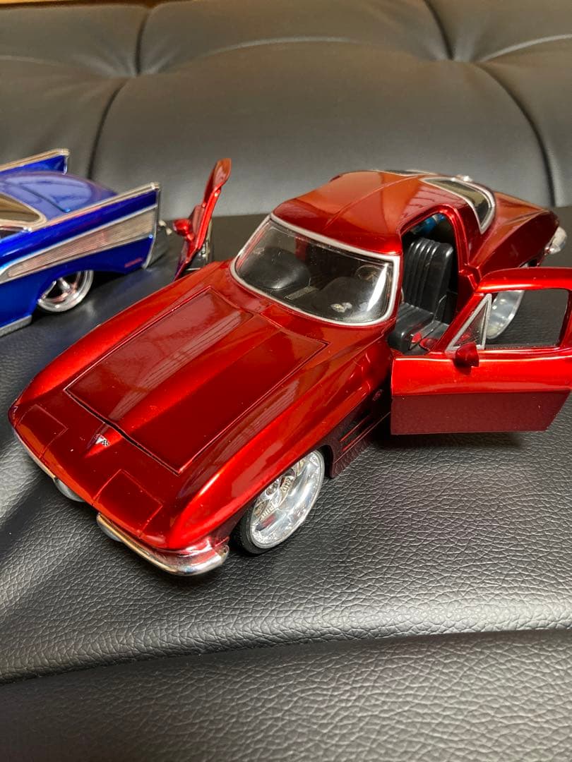 シボレーベルエア　コルベットミニカー 1/24