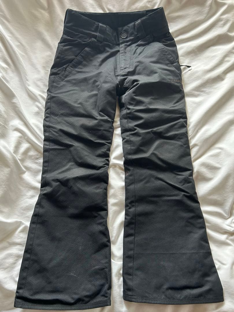 キッズ　VOLCOMスノーボードウエア上下