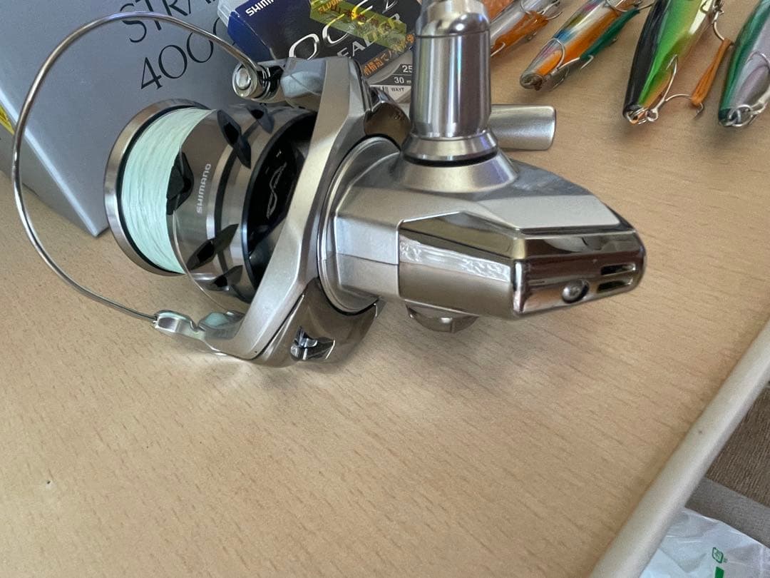 SHIMANO STRADIC 4000XG ルアー、メタルジグ引退品まとめ