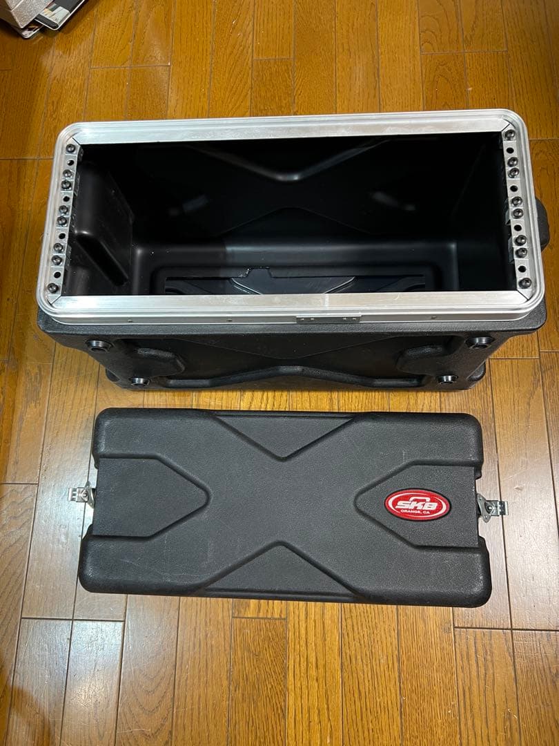 SKB 19インチ4U ラックケース