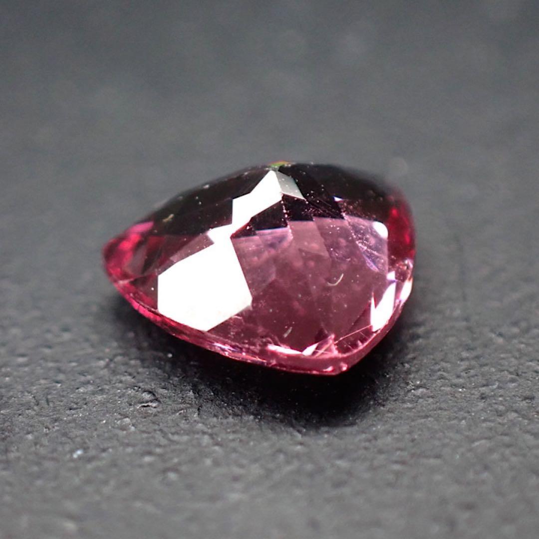 【タンザニア産】マラヤガーネット