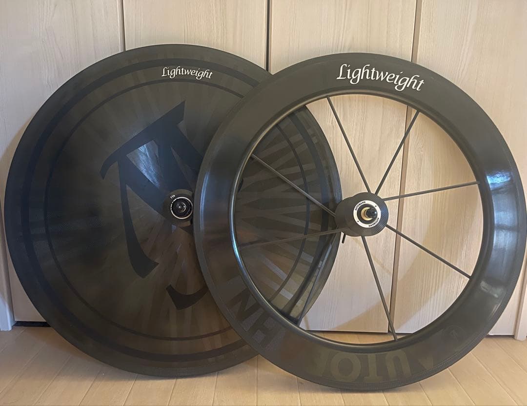 美品　Lightweight autobahn フロントホイール　ライトウェイト