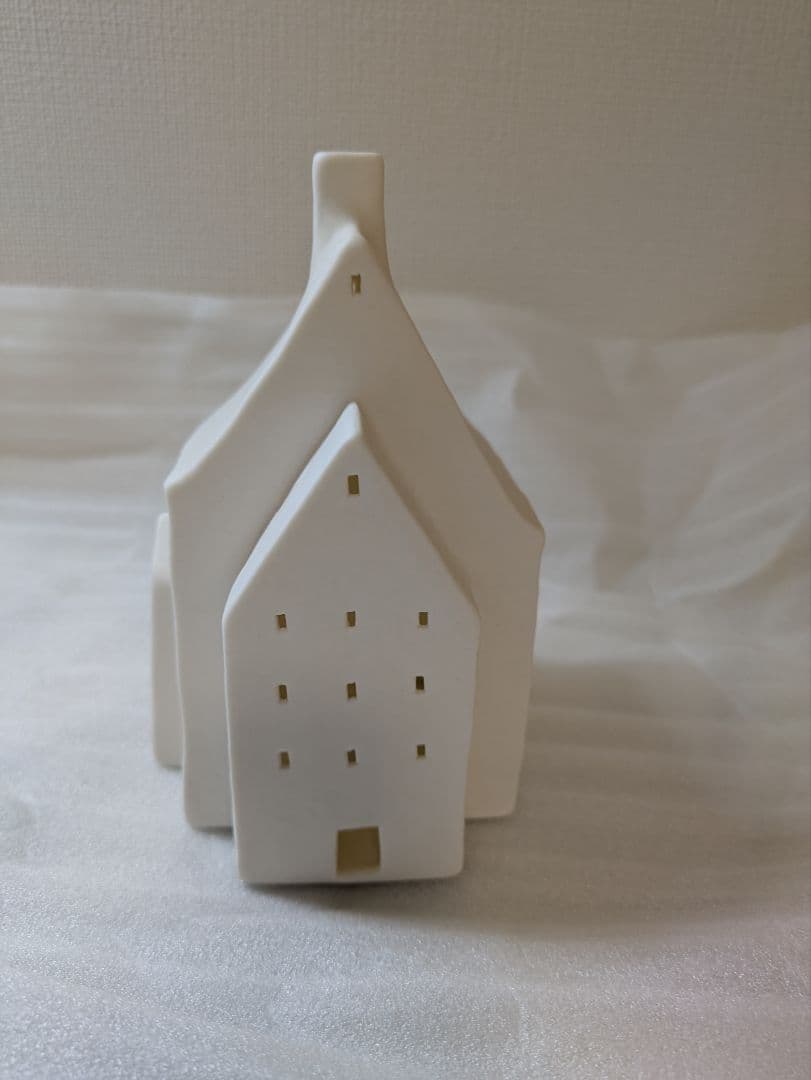 アトリエルンド　煙突ひとつの家