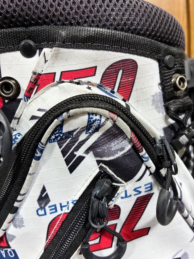 OAKLEY キャディバッグ グラフィックデザイン　ヘッドカバー付き