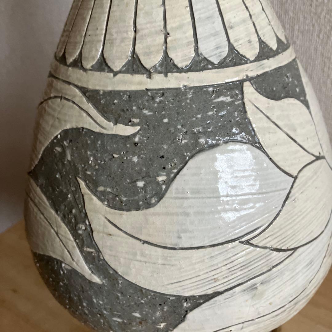 有光武元　かき落とし花瓶　大洞陶房