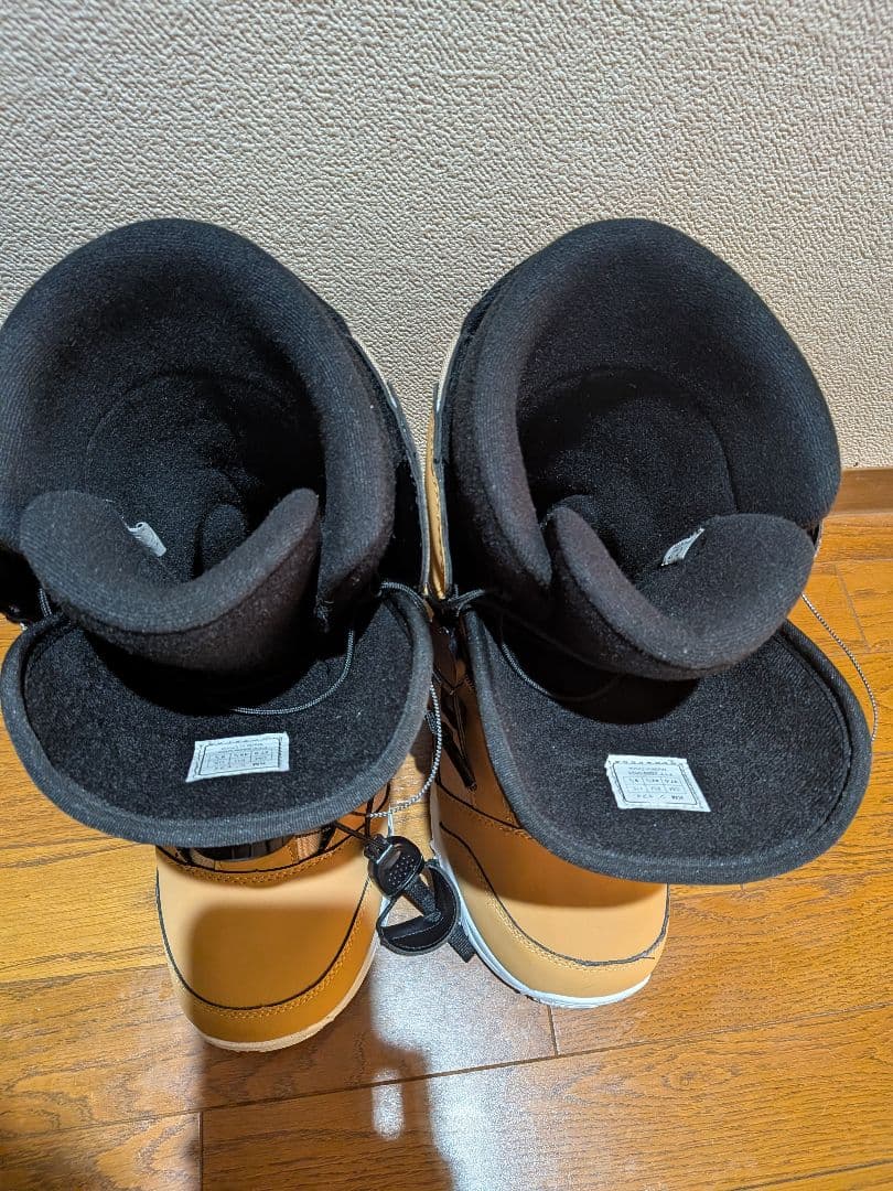 スノーボード ブーツ　キスマーク　ジャフィ