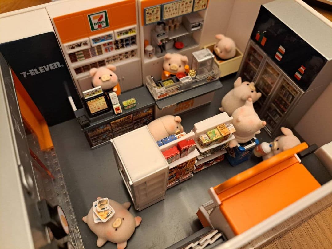 ルル　lulu　セブンイレブン　フィギュア　ミニチュア
