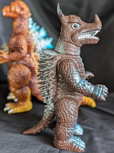 逆襲ゴジラ（Ｍ１号）＆アンギラス（ブルマァク）ソフビフィギュア２体セット