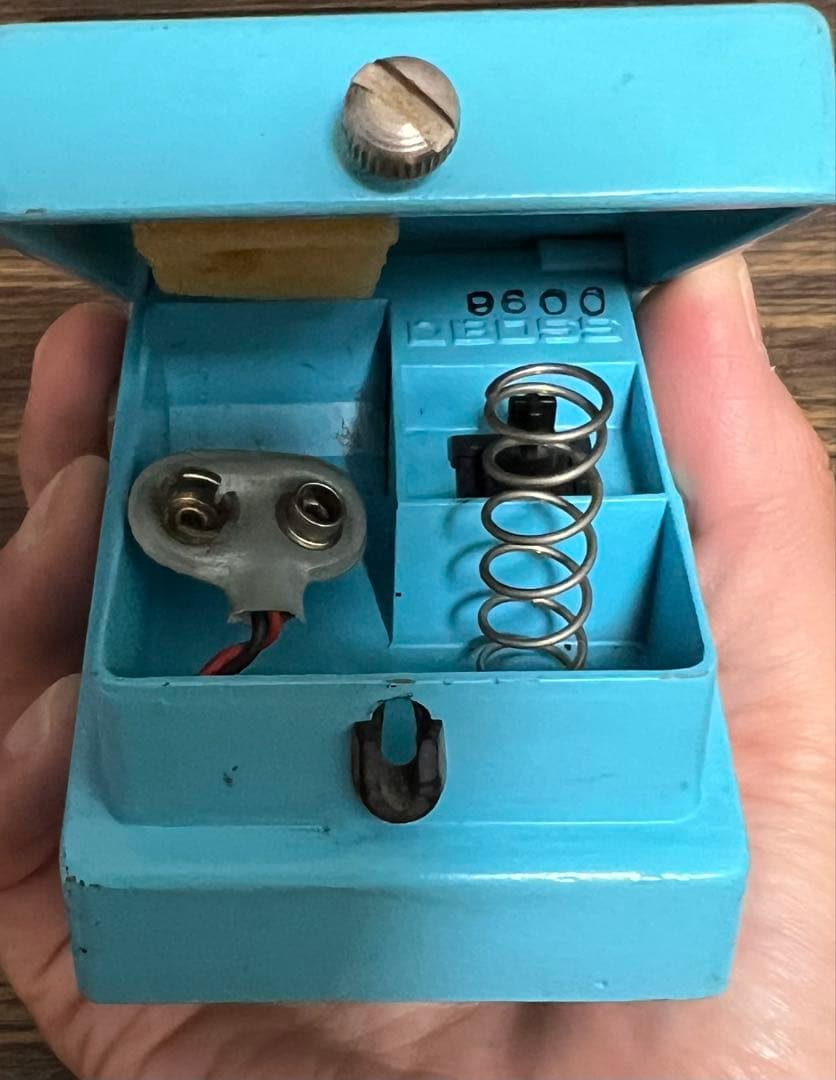 即発送 boss CE-2 日本製 銀ネジ 箱付き 動作確認済み