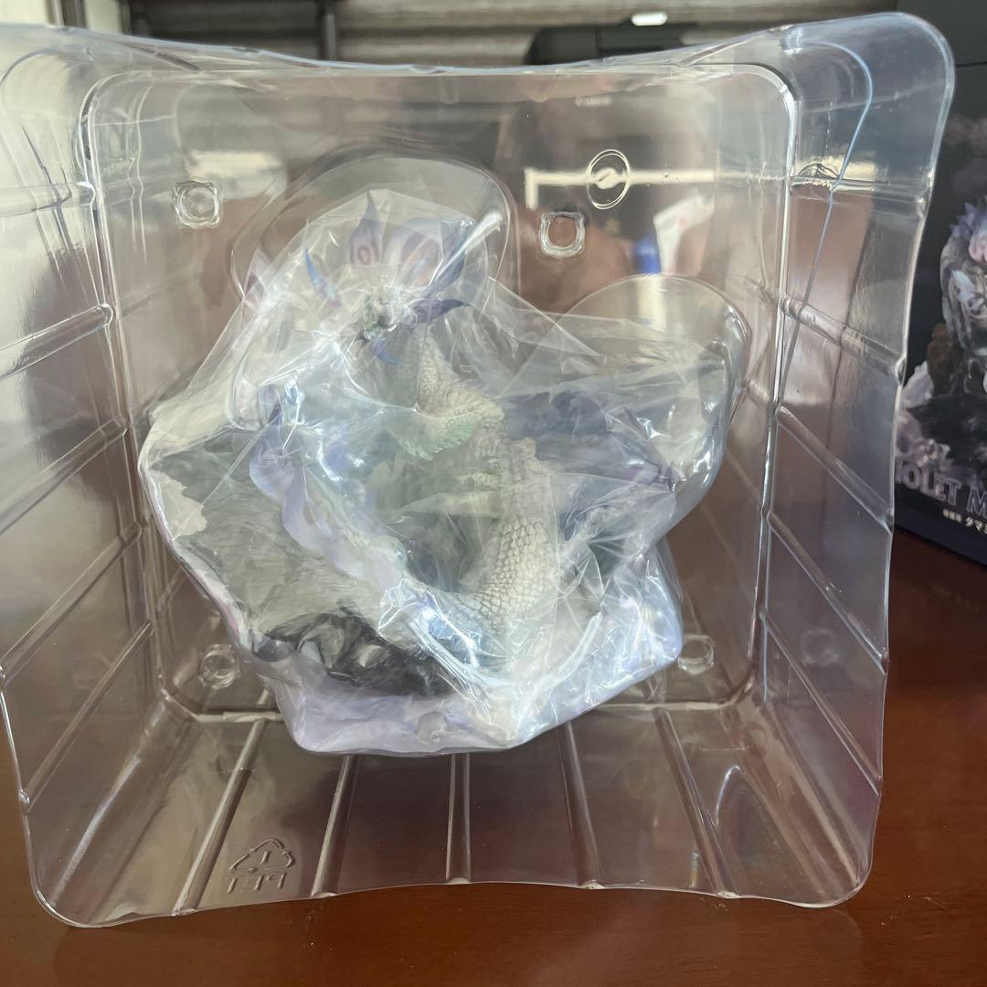 モンスターハンターフィギュア　クリエイターズモデル　タマミツネ希少種