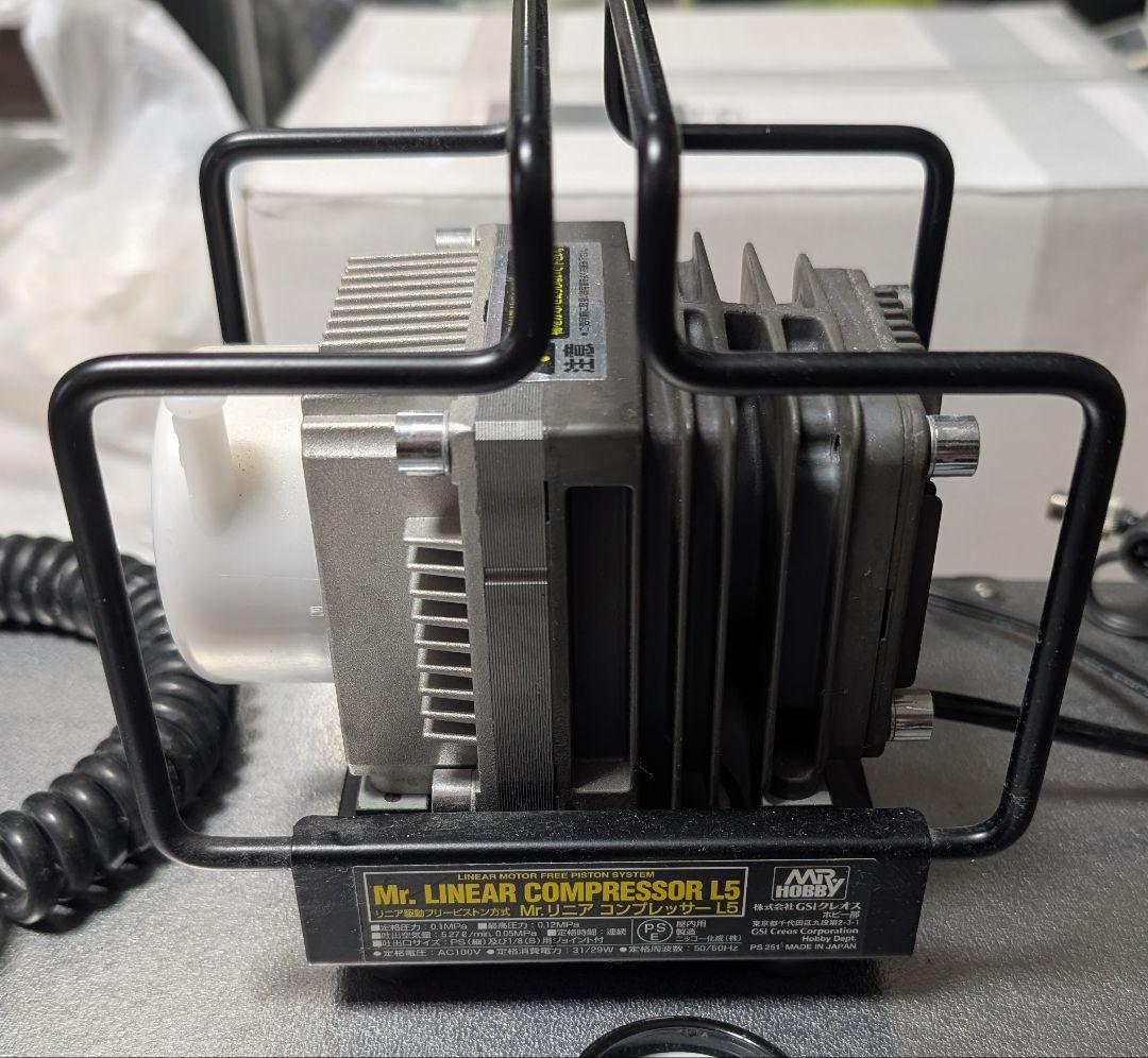 Mr.リニアコンプレッサーL5 エアブラシ付　プラチナセット