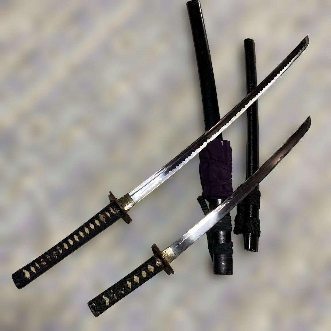 居合大刀(刀袋付)と脇差模造刀