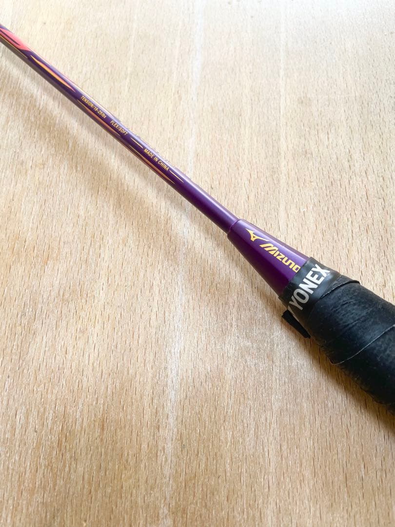 AEROSPEED7 アクロスピード7 バドミントンラケット　ミズノMIZUNO