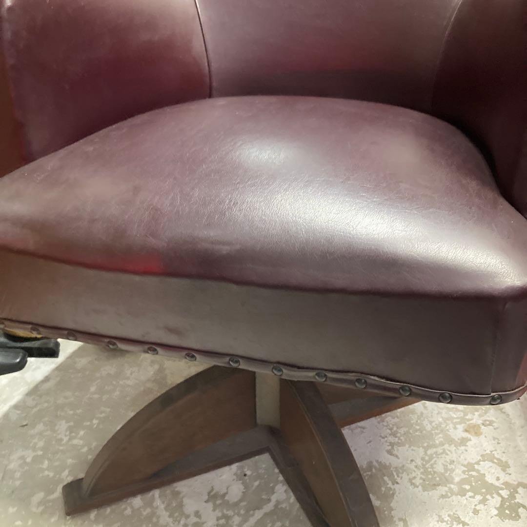 ⭐️アンティークレザー　スタッズ　バーガンディ レザー 1人掛け アームチェア