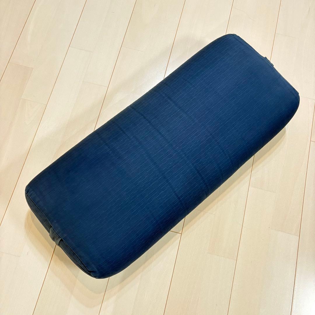 【送料込】ヨガワークス ボルスター ダークブルー Yogaworks