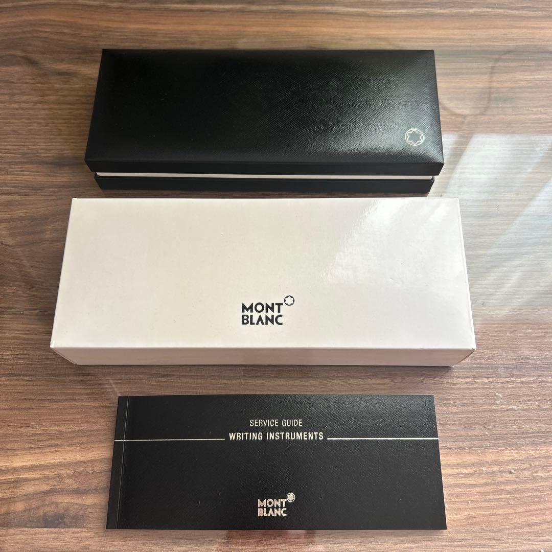 MONTBLANC ボールペン　黒