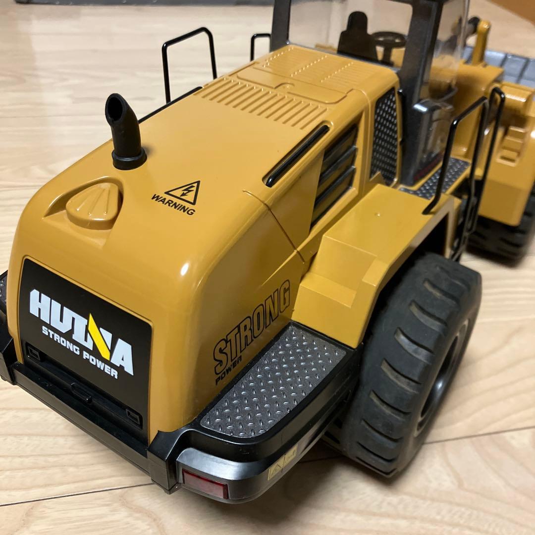 ラジコン　huina Toys 1583 1/14 ホイールローダー