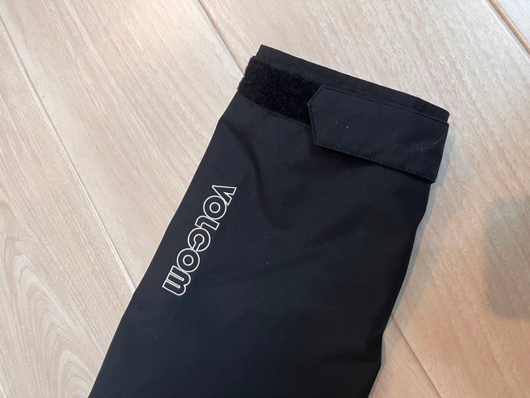 ✴︎美品✴︎volcom バルコム スノボウェア メンズXL