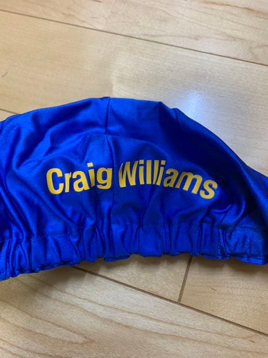 クレイグウィリアムズ サイン入り 競馬騎手帽子枠色カバー