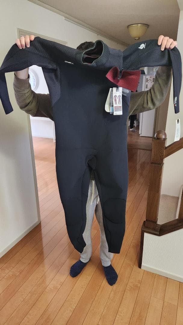 O'Neill Hyperfreak 4/3mm チェストジップ フル