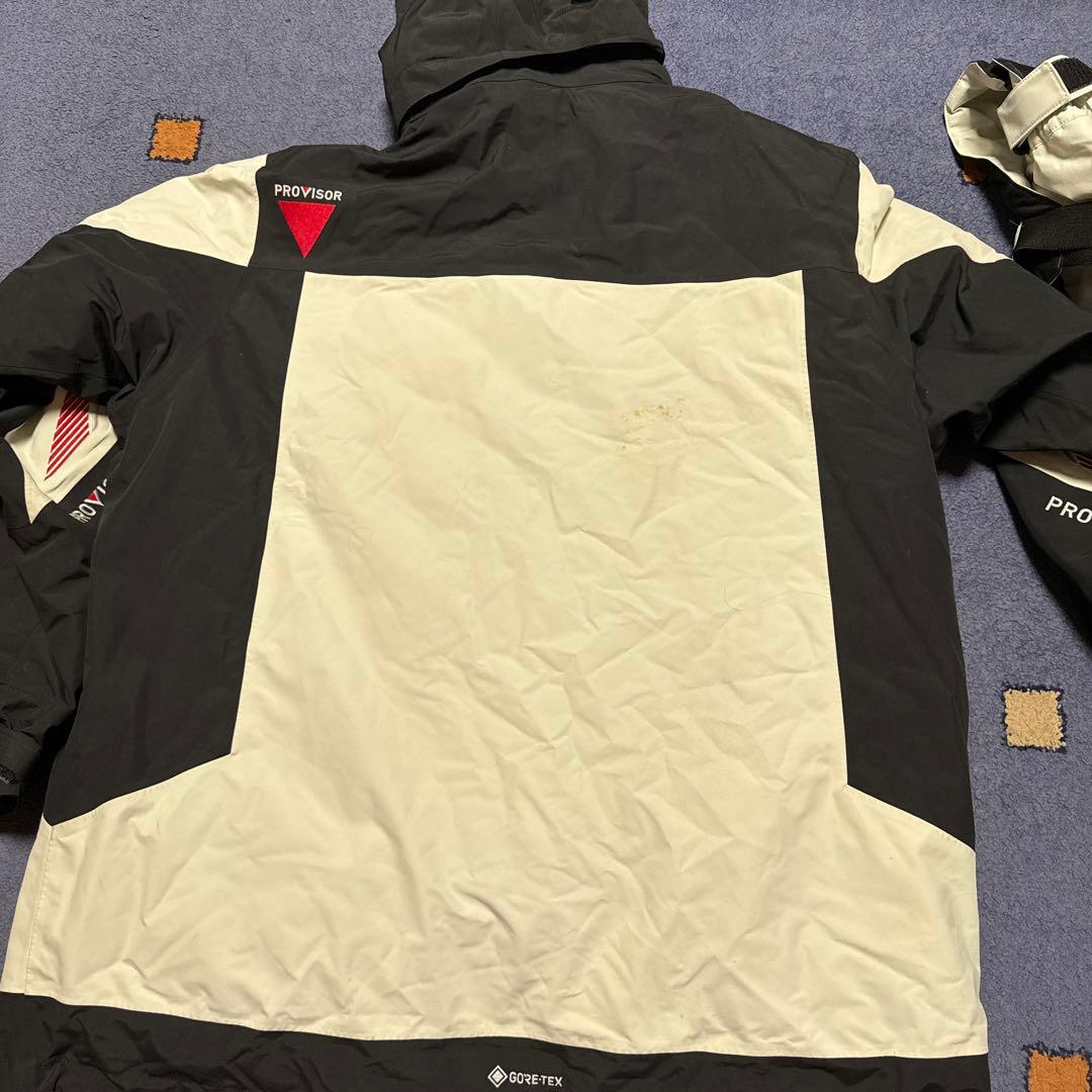 ダイワ　プロバイザー ゴアテックス　コンビアップ　安心のダイワ‼️格好良く暖かい‼️