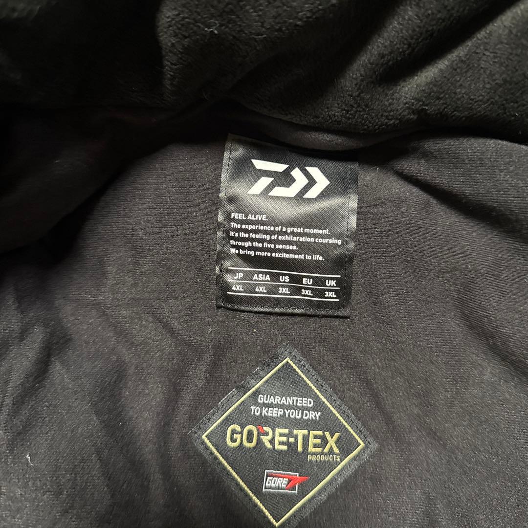 ダイワ　プロバイザー ゴアテックス　コンビアップ　安心のダイワ‼️格好良く暖かい‼️
