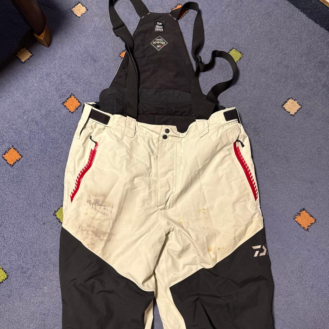 ダイワ　プロバイザー ゴアテックス　コンビアップ　安心のダイワ‼️格好良く暖かい‼️