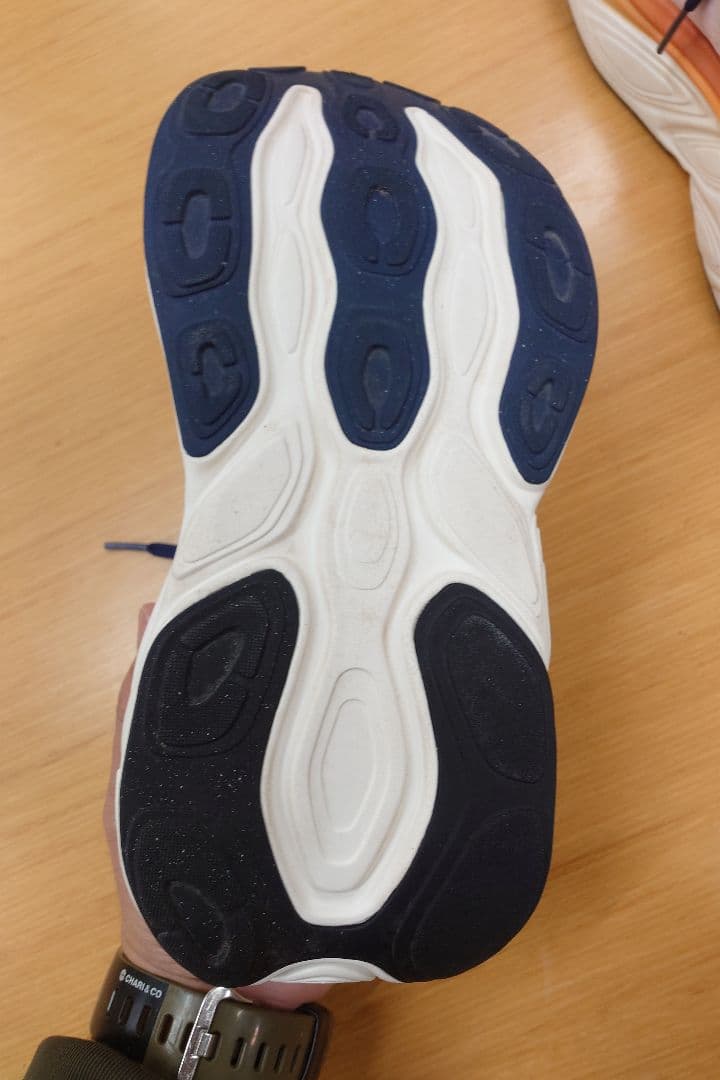 着用1回☆ニューバランス フレッシュフォーム 厚底ランニングシューズ 25cm