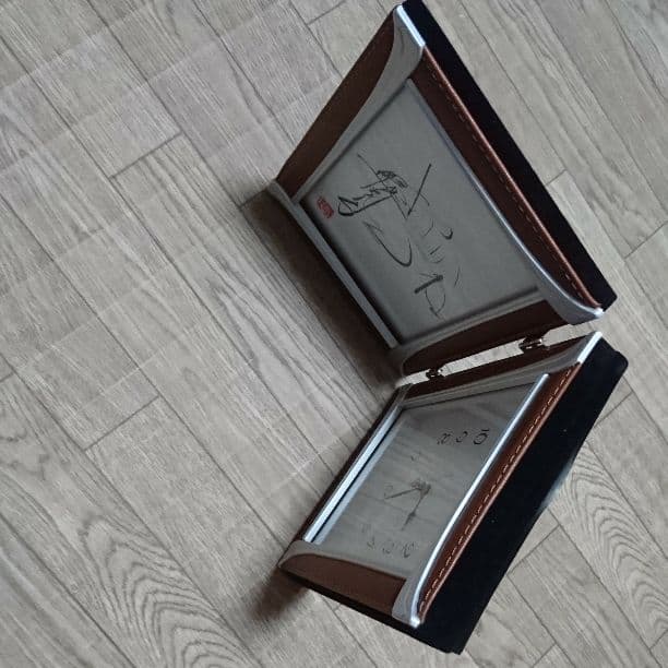 (３日間限定)勝新太郎サイン入り置時計(非売品)