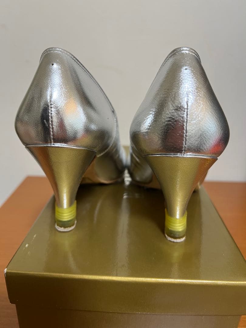 Chacott 社交ダンス　シューズ シルバー 23.0cm ワイド新品