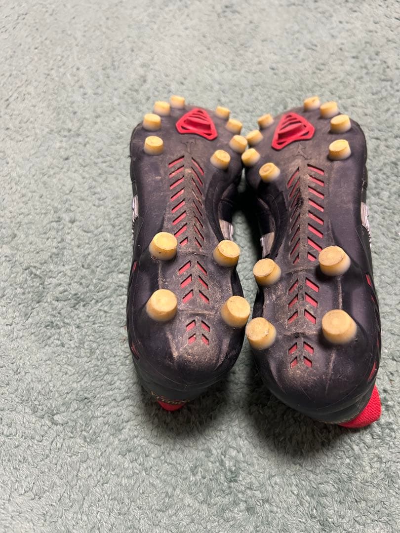 モレリア　ネオ3 25.5 紐、中敷なし