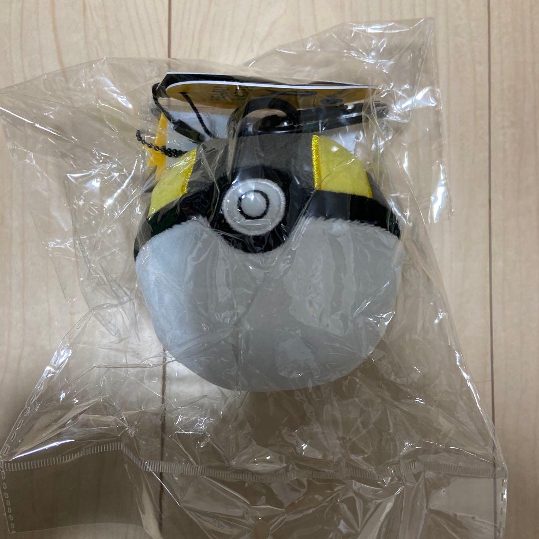 PEARLY GATES☆ポケモン　モンスターボール型ポーチ☆新品、未開封