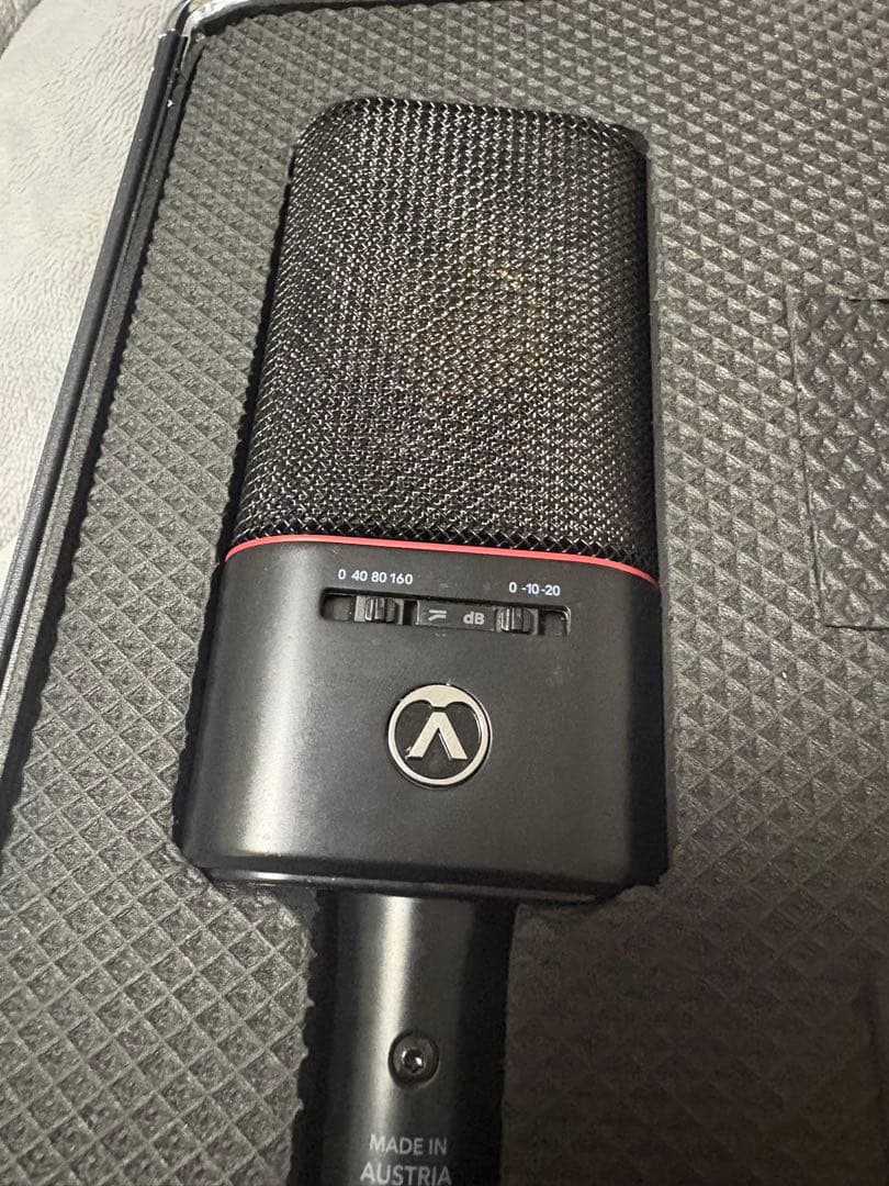 Austrian Audio OC18（コンデンサーマイク）