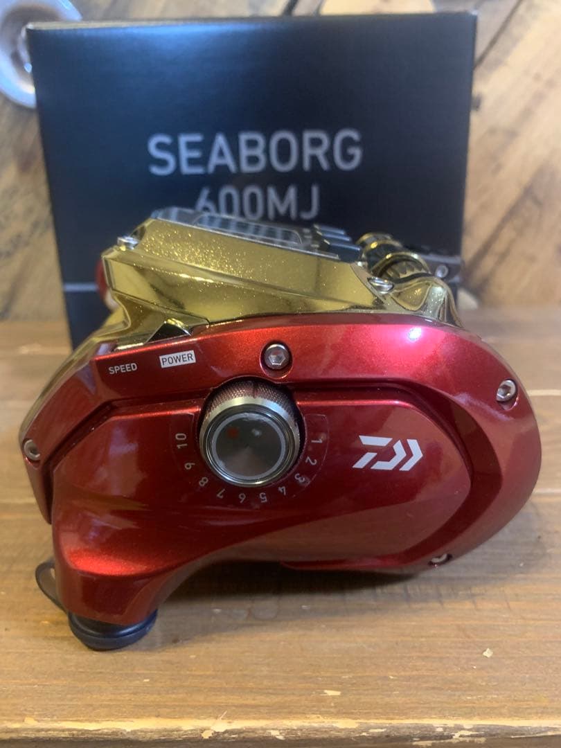 極美品！使用1回！シーボーグ600ＭＪ 電動リール SEABORG DAIWA